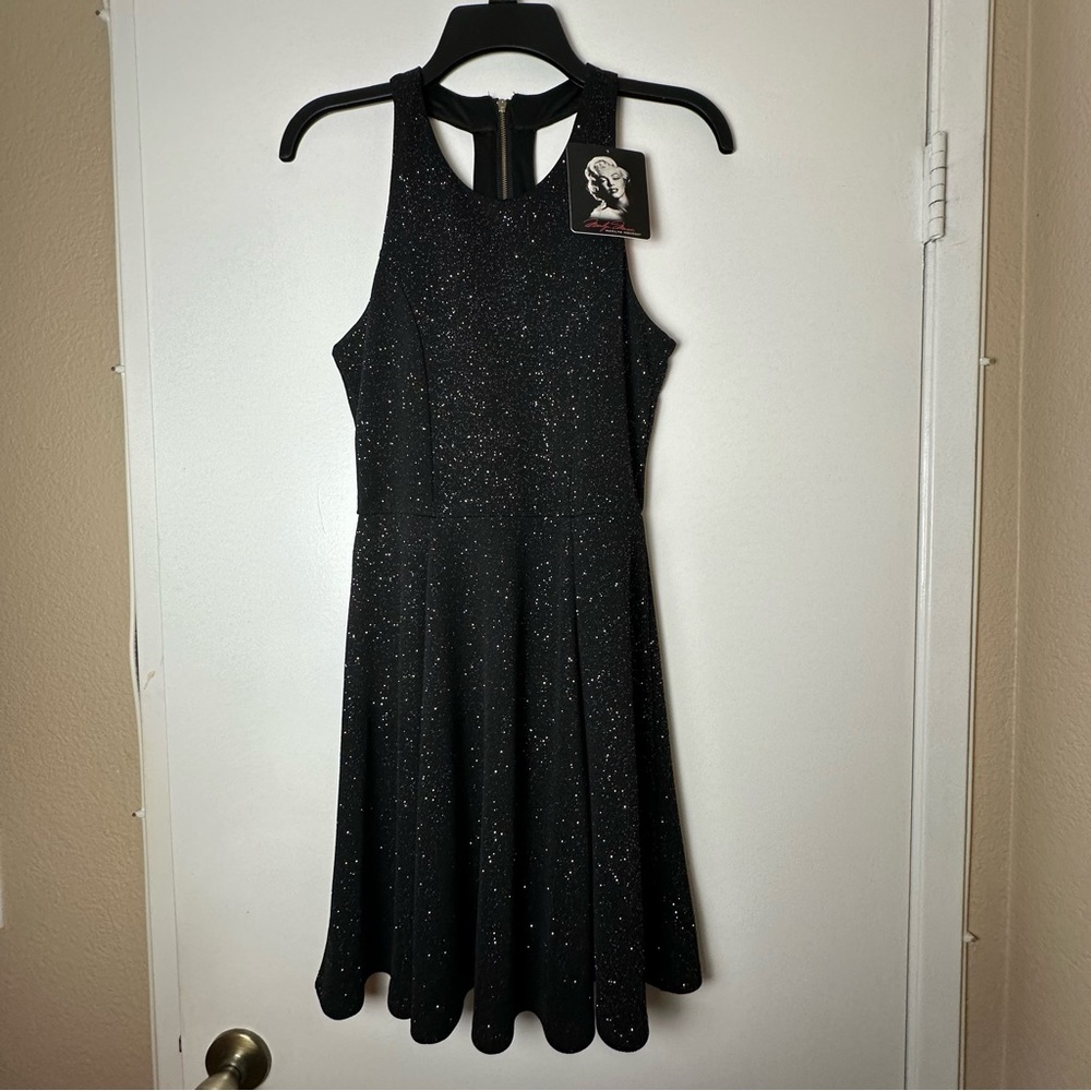 NWT Marilyn Monroe Women’s Glitter Black Dress - Size Small